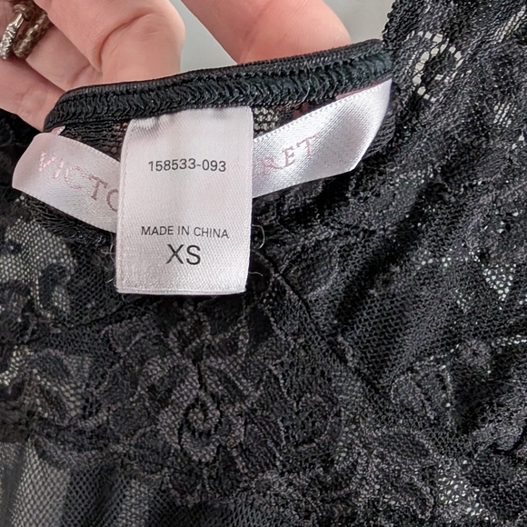 Victoria's Secret Black Lace Lingerie Nightgown Size XS With Some Stretch - Picture 4 of 5